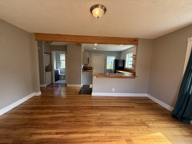 Photo - Charming 2 Bed | 1 Bath Home with Large De...