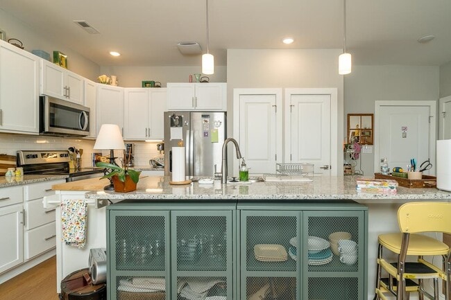 Photo - 1559 Crownpoint Dr Unit 206