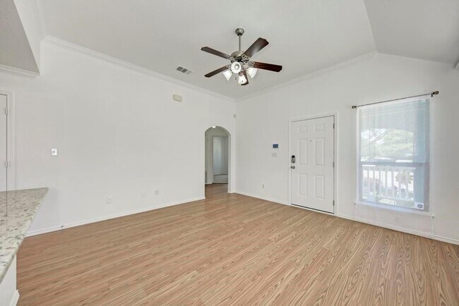 Photo - 4511 Halliday Ave