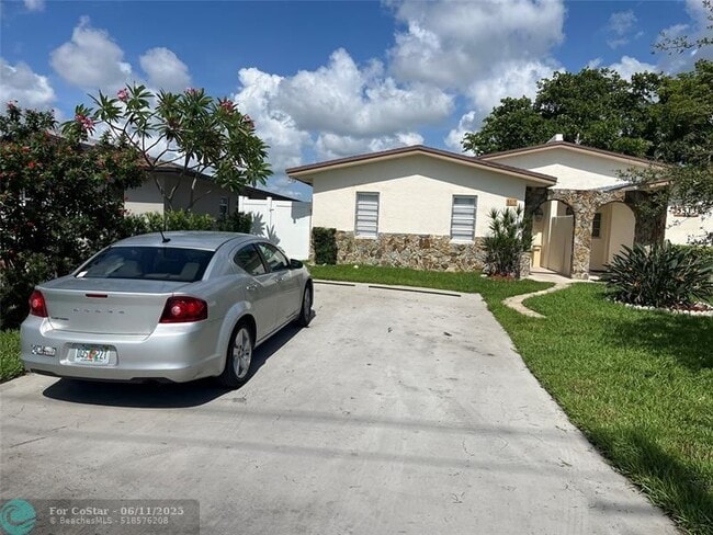 Photo - 5517 SW 24th Ave House