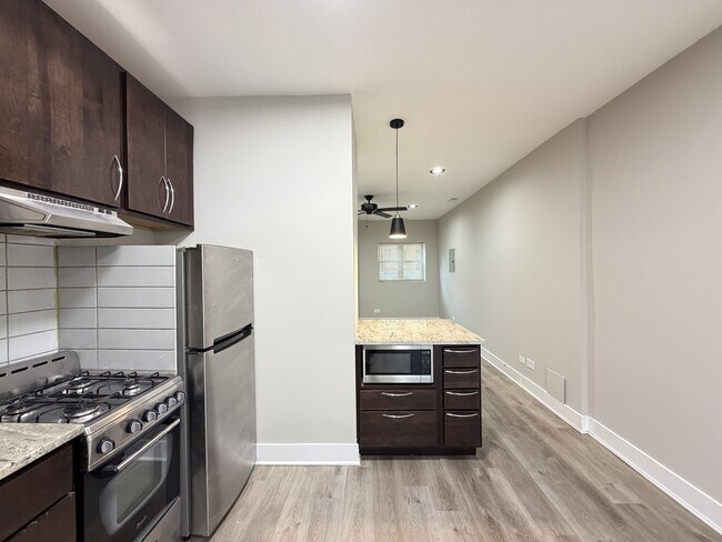 4006 N Bell Ave Unit K08J1