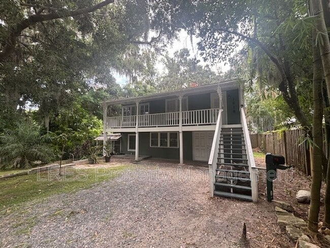 Photo - 1618 E Livingston St