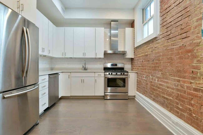 Photo - 901 D St NE Unidad 6 Rental