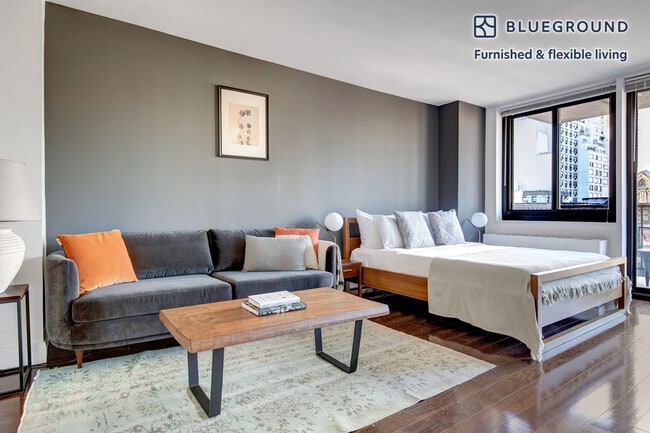 Building Photo - 200 E 82nd St Rental