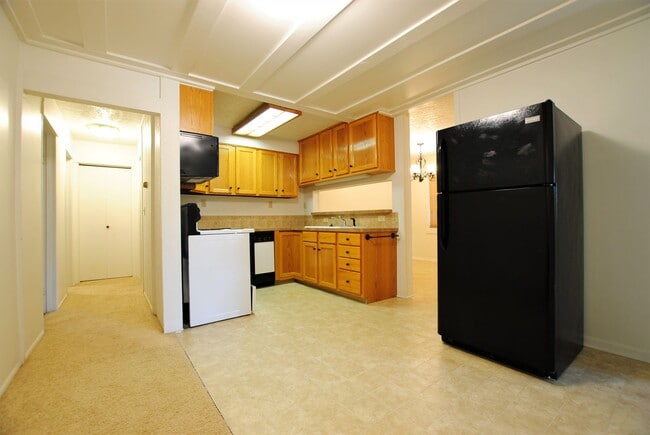 Building Photo - 3 Bedroom / 1.5 Bath Townhome in Gretna!!