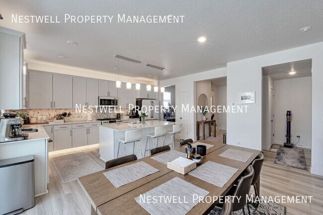 Photo - 2561 N Geranium Dr