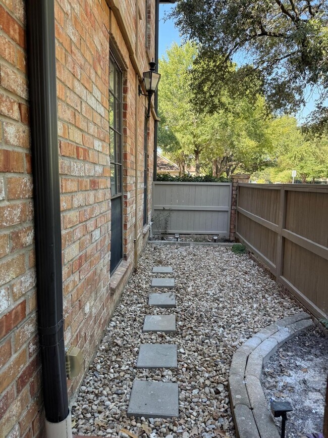 Photo - 2425 Underwood St Unit 142