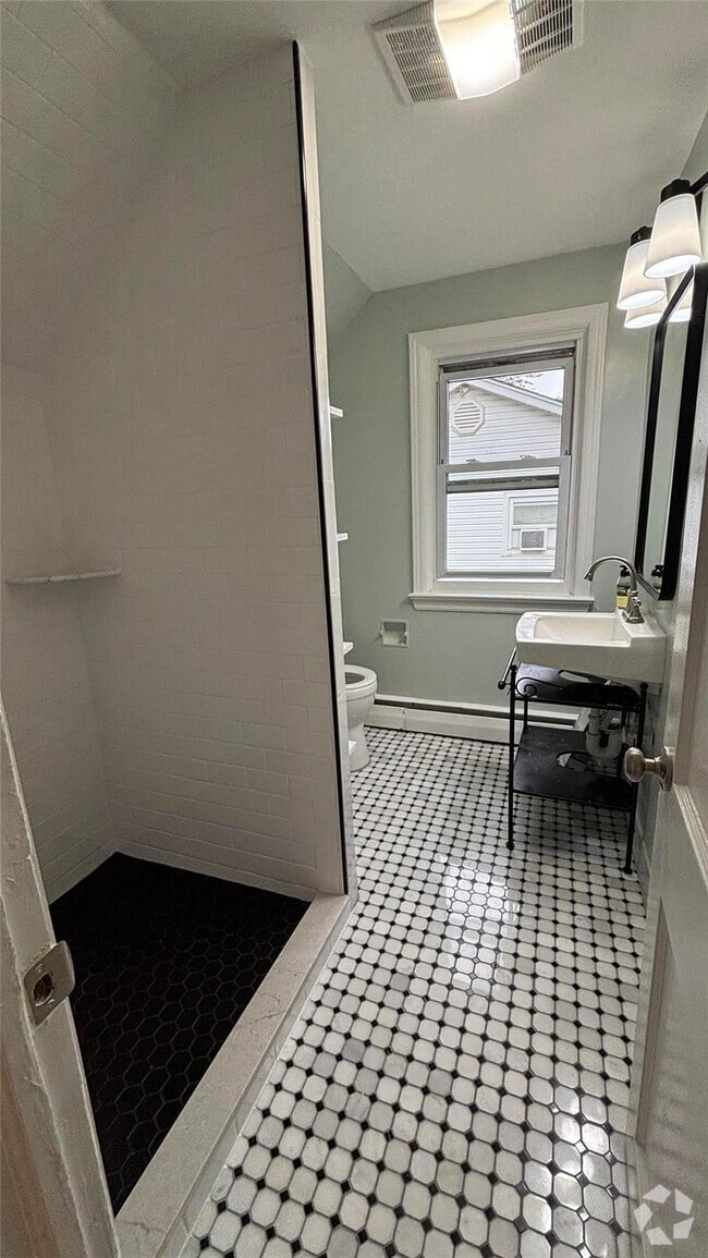 Building Photo - 2284 New York Ave Rental