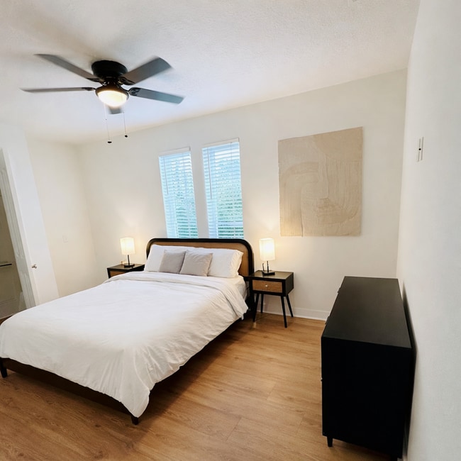 Bedroom2 - 4406 Vernon St