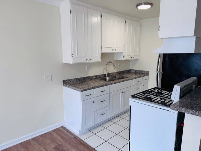 Photo - 407 N Avenue 50 Unidad 214