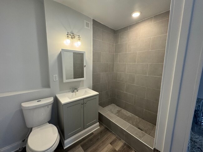 Photo - 1303 W Greenfield Ave Unidad 1B