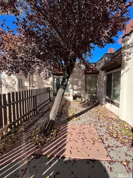 Photo - 1005 Baywood Dr Unit B