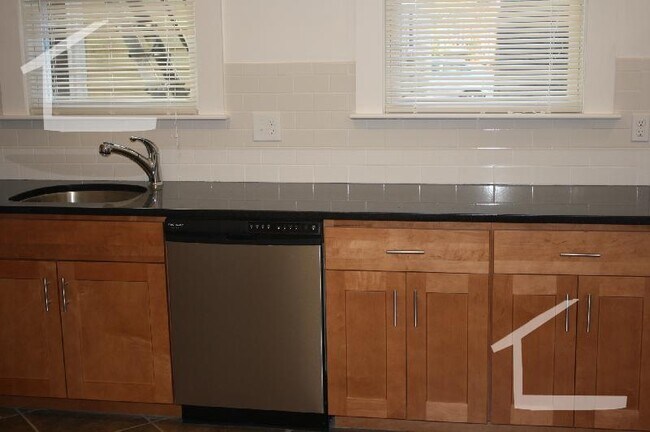 Photo - 11 Wadsworth St Unit 1