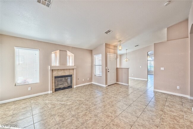 Photo - 851 Worrell Ave