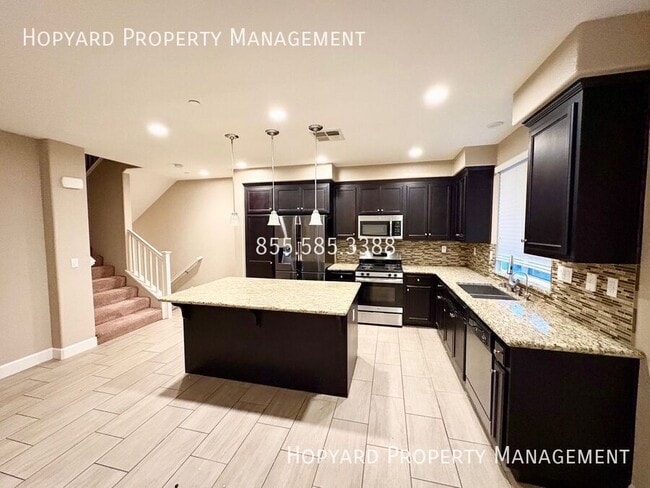 Photo - 5663 Daylily St