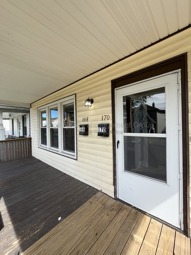 Photo - 170 Bondie St