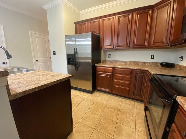 Photo - 4812 Fountain View Way