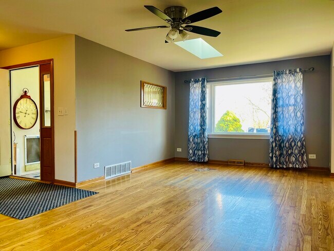 Photo - 37020 N Helen Dr