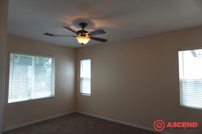 Photo - 10401 Sterling Silver St