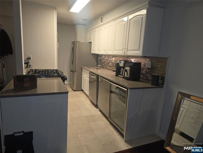 Photo - 150 Overlook Ave Unit 10H