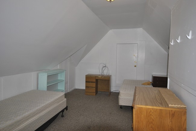 Photo - 1100 Hill St