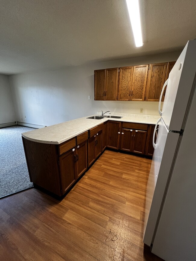 Building Photo - 5013 50 St Unit 205