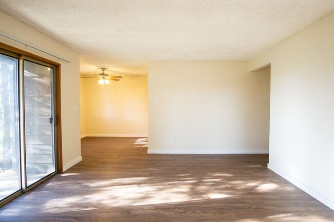 Photo - Spacious 2-Bed/2-Bath with Patio in Cedar Hills!! Unit 05