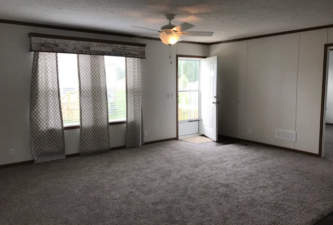 Photo - 1911 Magnolia St