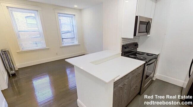 Photo - 52 Queensberry St Unit 4