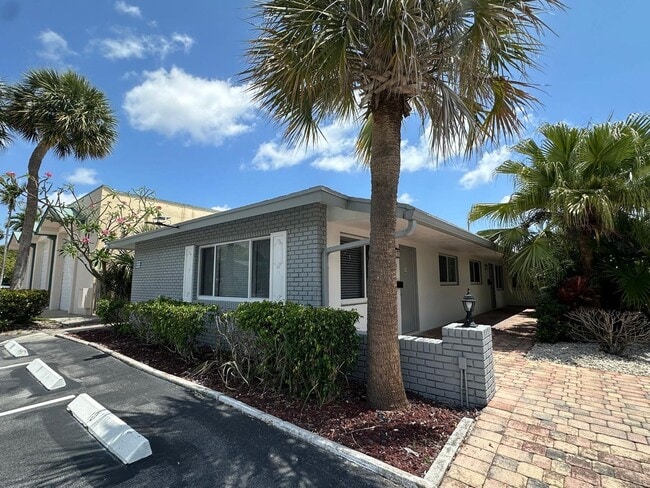 Photo - Lighthouse Point Apartments LLC