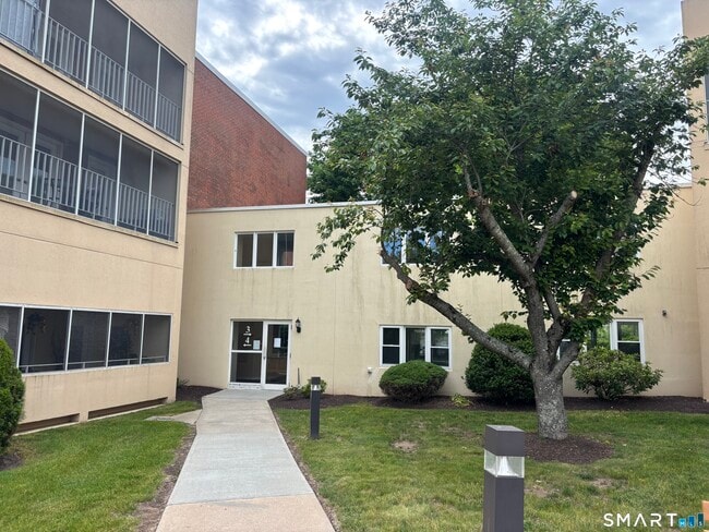 Building Photo - 75 Washington Ave Unit 4-101