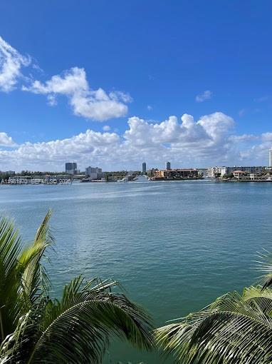 Building Photo - 17150 N Bay Rd Unit 2211