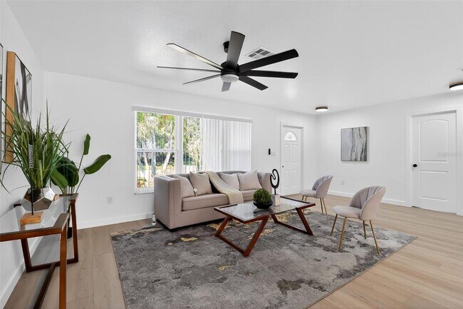 Photo - 4210 Palm Dr