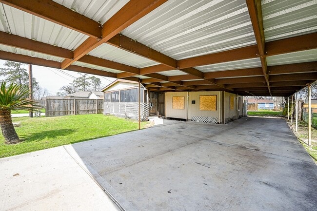 Photo - 7221 S Hall St Casa