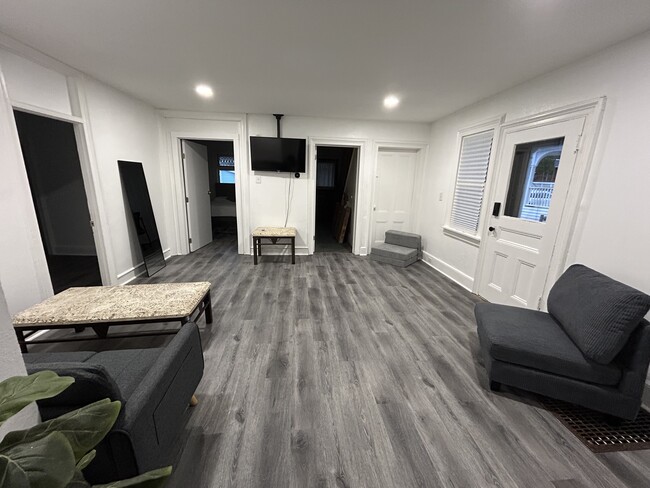 Photo - 82 Chapin St Unit Student room for January