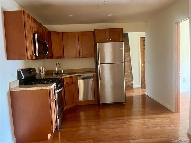 Photo - 55 W Main St Unit #5