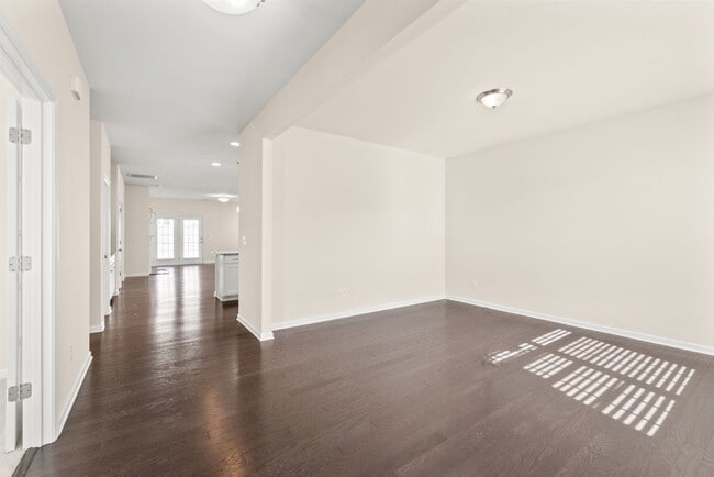 3 Bedroom Home in Belmont! - 3 Bedroom Home in Belmont!