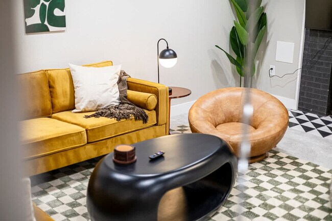 Photo - 12080 W 32nd Dr Unidad SI ID1465706P