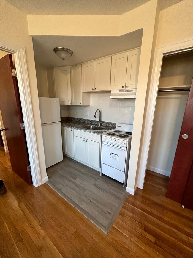 Photo - 168 N Beacon St Unit 21