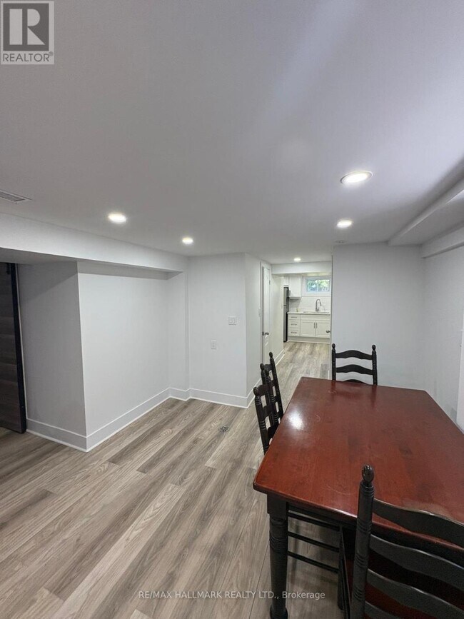 Photo - 7 Ilfracombe Crescent