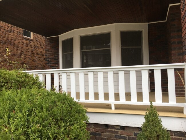 Photo - 17910 Crest Ln Unit 17912