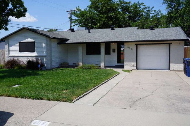 Photo - 8021 Glen Eva Way House