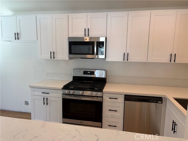 Photo - 758 W 20th St Unit D