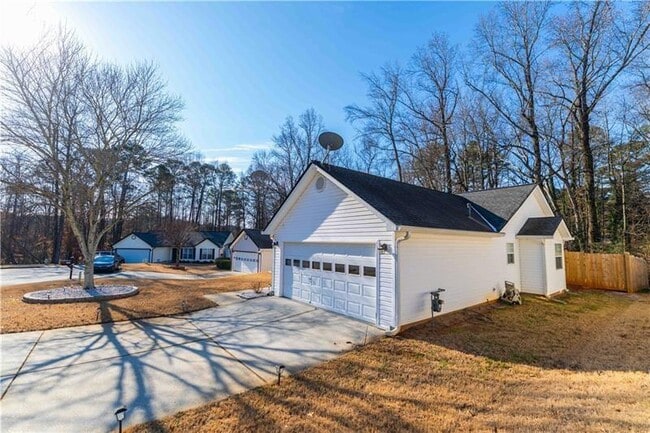 Photo - 199 Amelia Creek Way SE