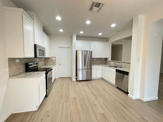 Photo - 7746 Heavenly Arbor