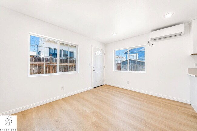 Bright 1BR in Los Angeles — Cozy, Convenient City Living