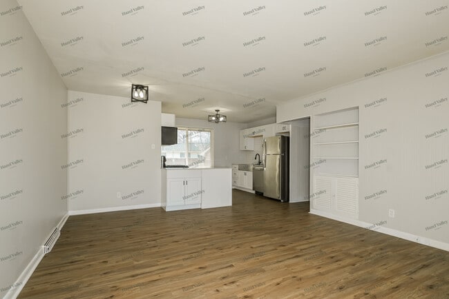 Photo - 2230 Hollis Dr