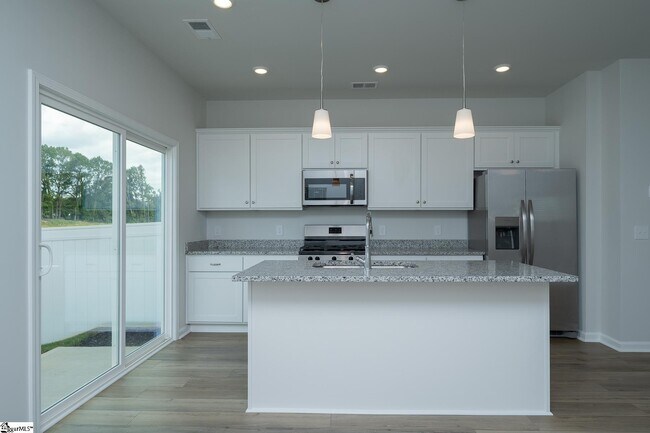 Photo - 15 Nonnington Wy