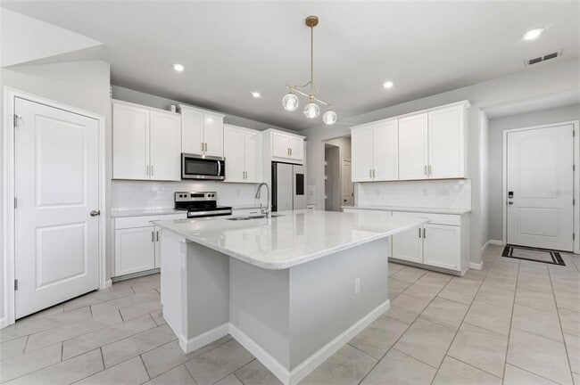 Photo - 2587 Everglade Way