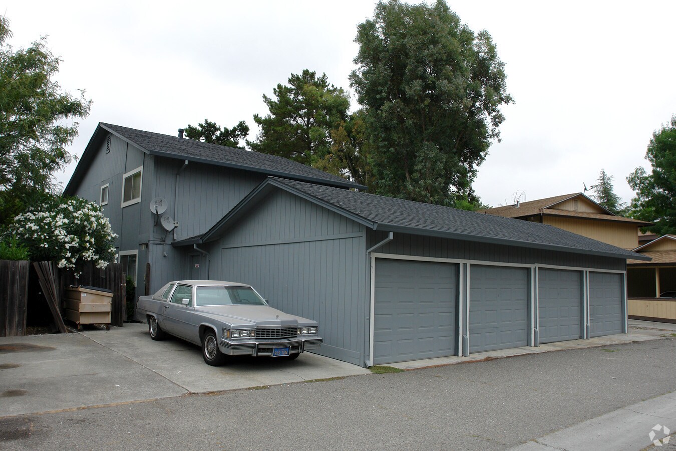 Photo - 1015 Civic Center